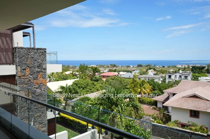 Nice furnished duplex apartment with 3 en-suite bedrooms