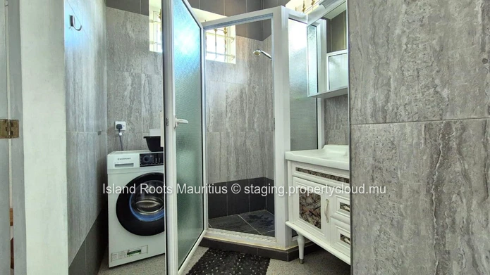 100m2 flat for rent in Grand Baie !