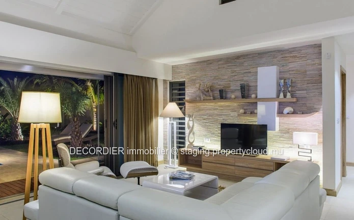 For sale - Grand Baie, prestigious villa with comfortable and bright living spaces.