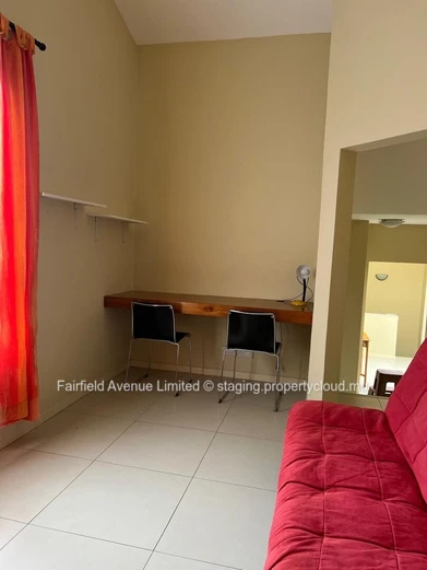 Maison meublée 4 chambres avec bureau à louer à Moka