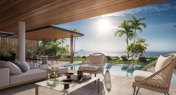 Unique ! Villa Pieds Dans L’Eau Avec Vue Lagon, Morne & Acces Hotel 5* Sur La Cote Ouest De L' Ile Maurice