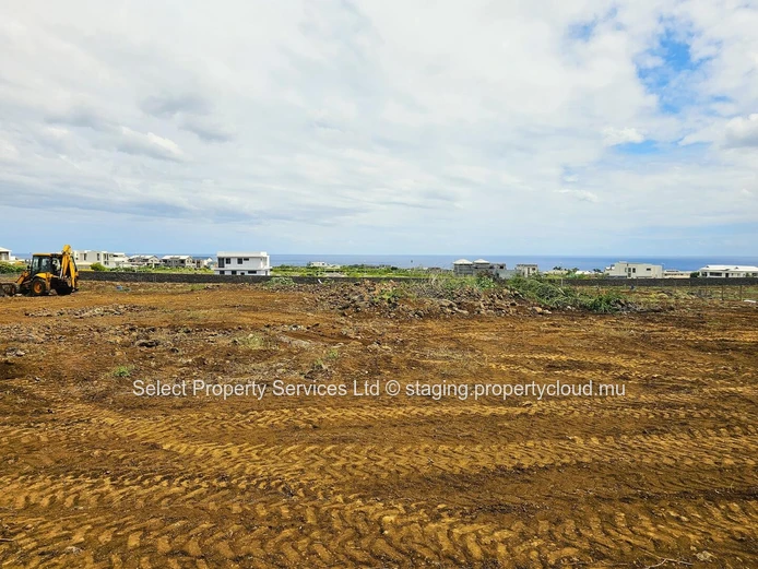 New G+2 Project - 3-Bedroom Apartment For Sale in L’Horizon d’Anna – Private Residence - Flic en Flac