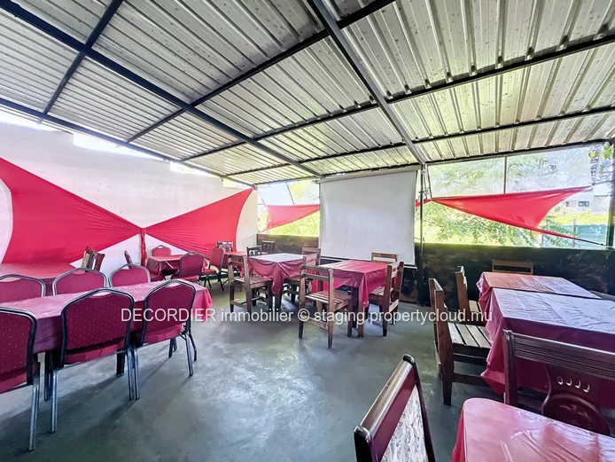 Business premises for sale (Sole Mandate)
