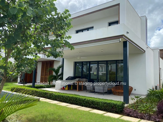 Contemporary 4-Bedroom Villa with Private Pool and Sea View – Akasha Estate, Tamarin