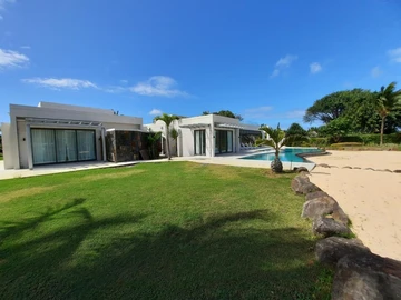 4 Bedroom Villa