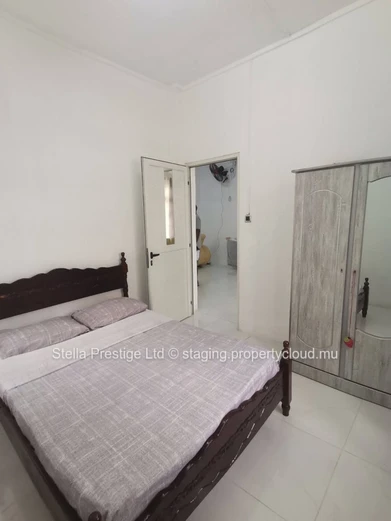 Crystal Blue Waters And Sunshine At Your Doorstep! Newly Built 18 Bedroom Tourist Residence In Prestigious Location O...