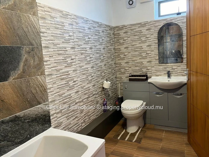 2-Bedroom En-Suite Apartment - Secure Residential Complex, Close to Mon Choisy Beach