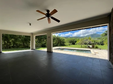 4 Bedroom Villa