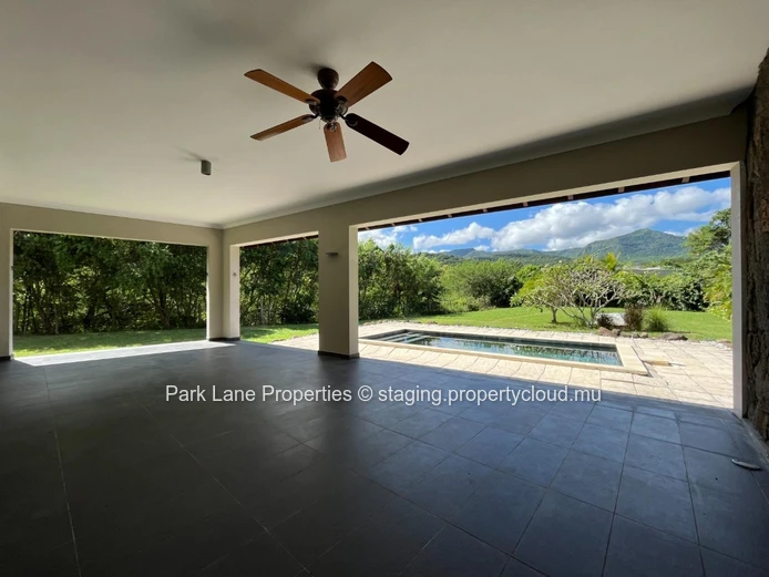 Villa IRS in the heart of nature