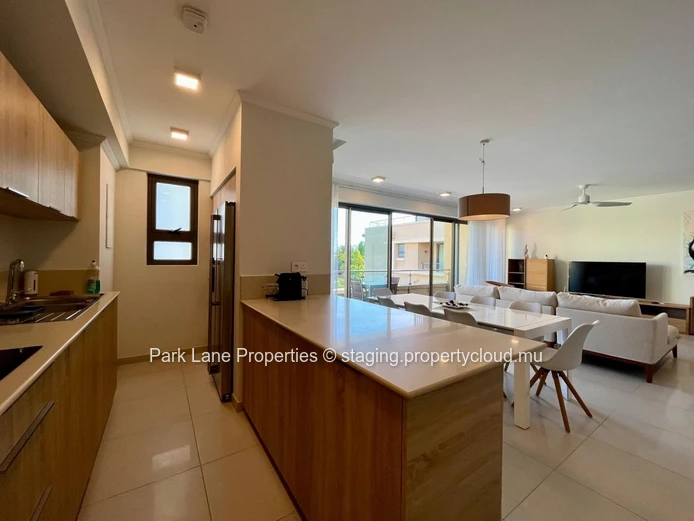 Appartement en RES en complexe avec accès sur la plage