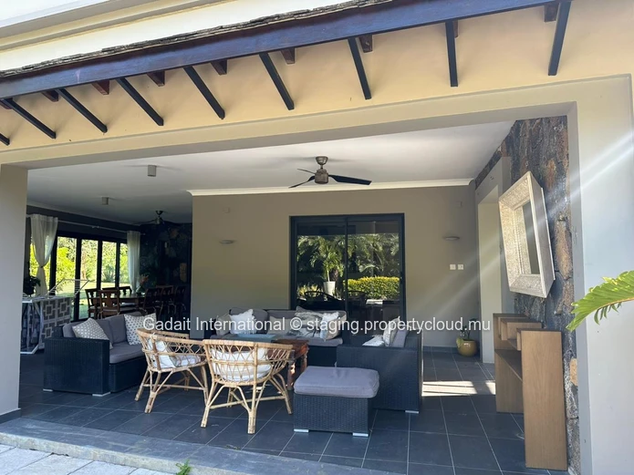 Matala Villa: villa with mountain view, tropical garden and private pool - Black River