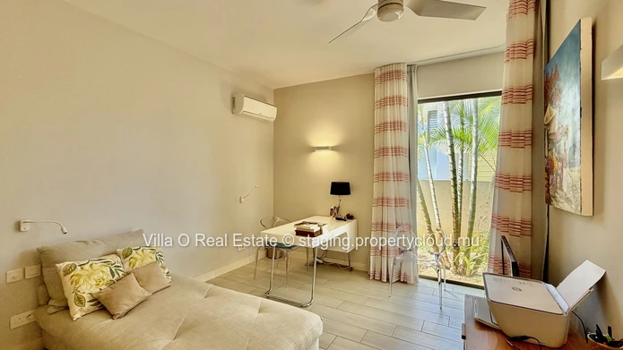 Sublime turquoise sea view from this beautiful villa, its lovely terrace and gazebo with infinity pool, located in a ...
