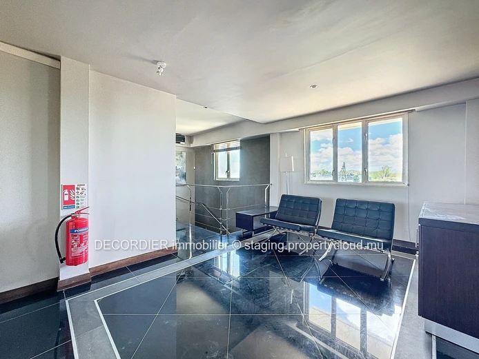 Office for sale in the heart of Grand Bay