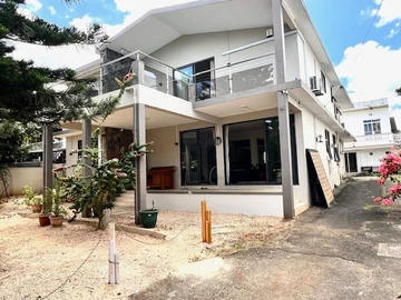8 Bedroom House