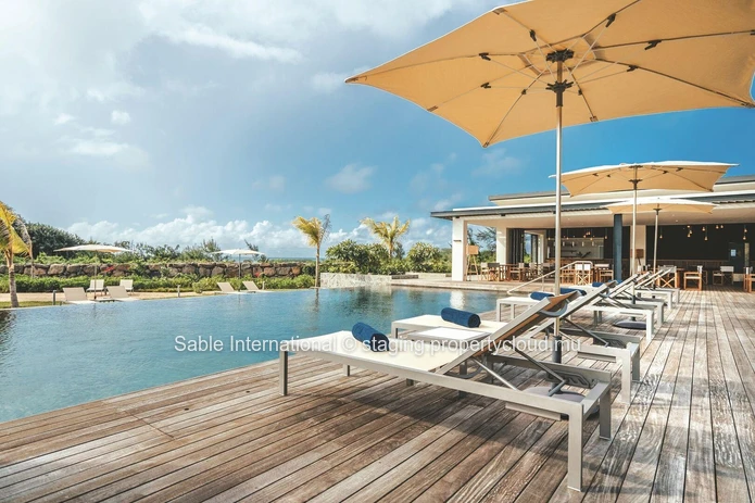 Luxurious G+2 Beachfront Apartment in Goodlands with Sea Views & Swimming Pool! Fully Furnished & Equipped, Close to ...