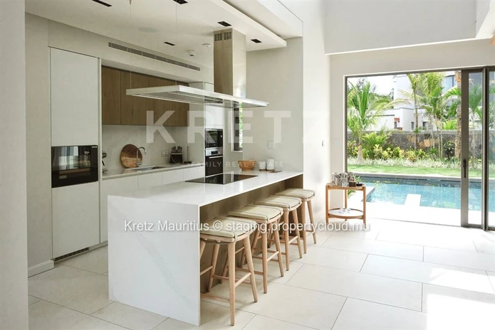 Exclusive – Contemporary villa in the heart of a 5* hotel estate (Sole Mandate)