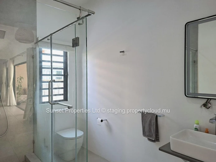 Customizable Home | Sought-After Neighborhood | Sea and Mountain Views