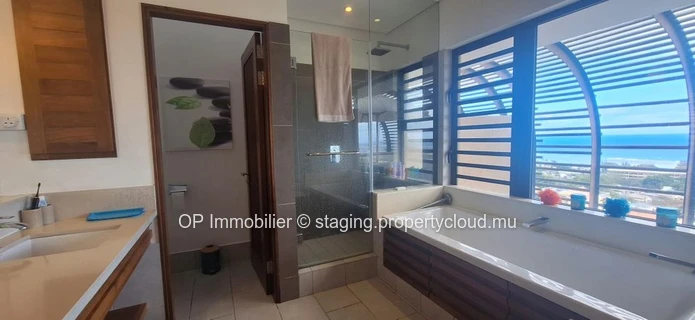 Duplex 3 chambres avec vue mer à vendre à Tamarin, Île Maurice