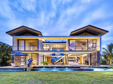 5 Bedroom Villa