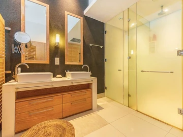 3 Bedroom Townhouse, Duplex