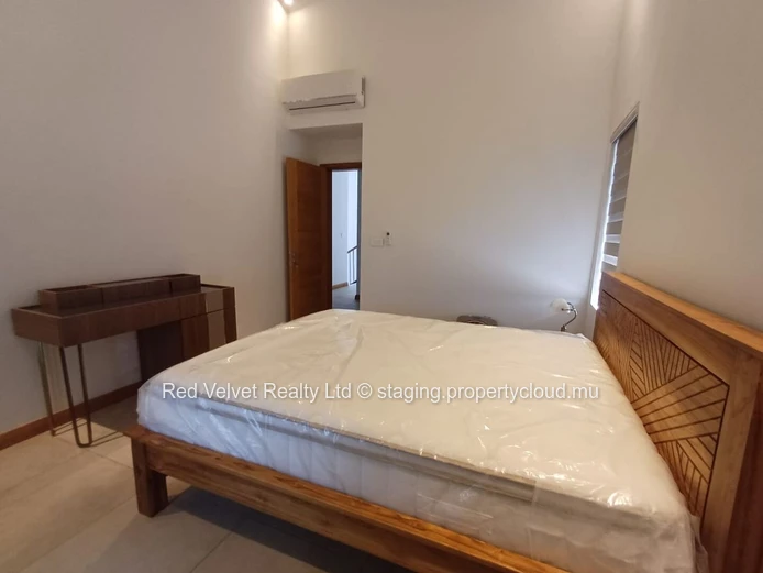 Bedroom Duplex for Rent in Beau-Plan 