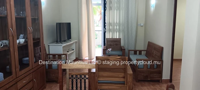 Modern furnished 2 bedroom apartment for rent in Trou aux Biches - 60m², 2 bedrooms, parking, yard, water tank - 28 0...