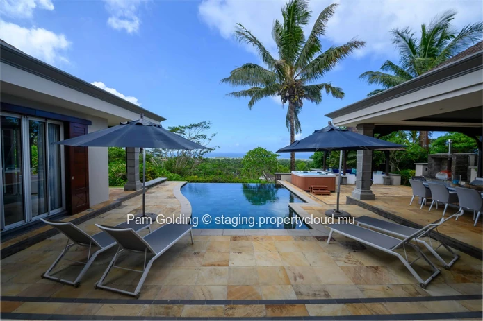 Fabulous home for entertaining – life your life outdoors.  