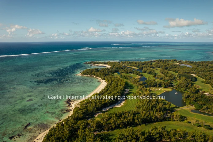 2-bedroom apartment with contemporary design and breathtaking views in Beau Champ
