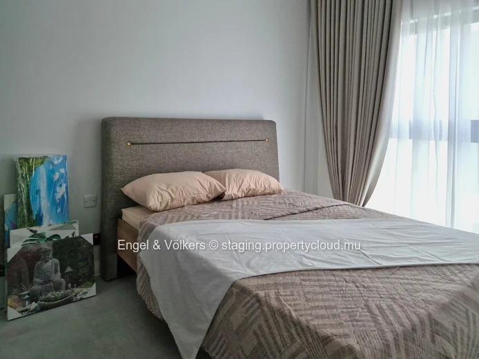Modern first floor apartment for long term rent