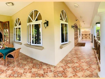 4 Bedroom Villa