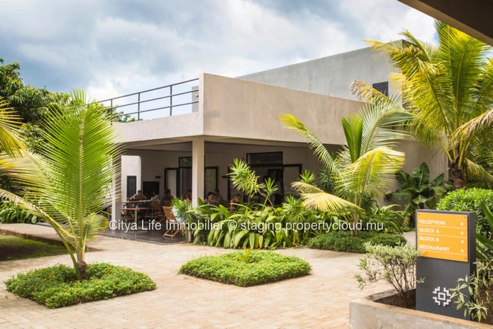 "Modern Office Space for Rent in Calebasses - Secure Parking, Generator Included - Rs 20,000/month"