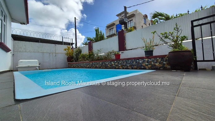 100m2 flat for rent in Grand Baie !