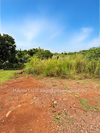 Terrain Résidentiel À Vendre À Pont Praslin