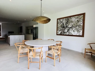 4 Bedroom Apartment