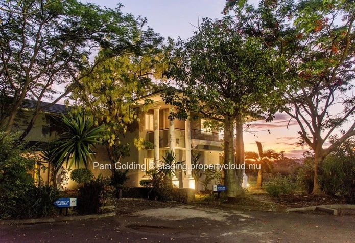 A Prestigious, Standalone Corporate Office Building.