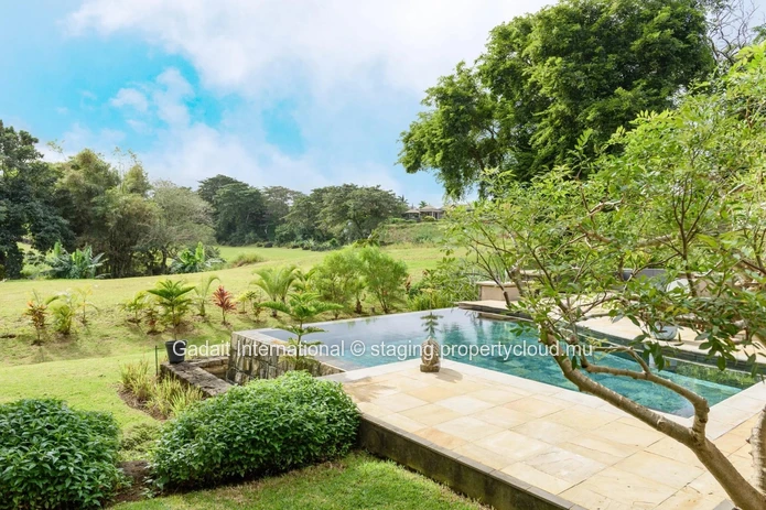 For Sale – High-End Golf View Villa | Heritage Valriche, Bel Ombre