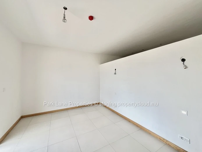 Experience elevated living in Sodnac – Modern 3-bedroom penthouse with stunning views