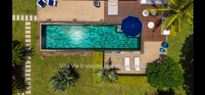 Élégante villa de 4 chambres avec bureau/studio, et piscine privée