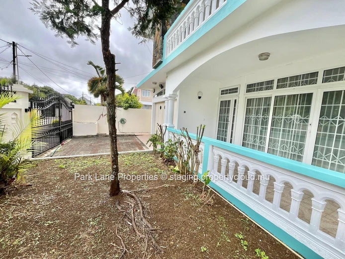 Charmante Maison à Vendre dans un Emplacement de Choix à Phoenix