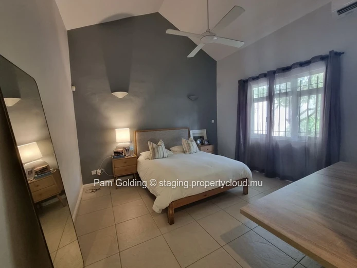  Villa in a Prime Black River Location