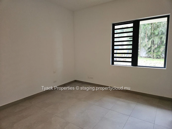Elegant 3-Bedroom Apartment for Sale in Belle Vue Harel
