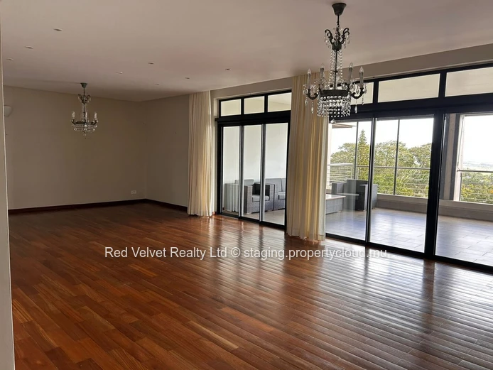 Luxury Apartment for Rent in Highly Residential Area of Floreal