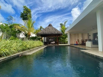4 Bedroom Villa
