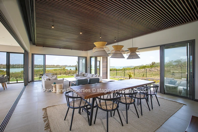 Villa d’exception avec vue panoramique sur le lagon, à vendre dans l’Est de l’île Maurice.