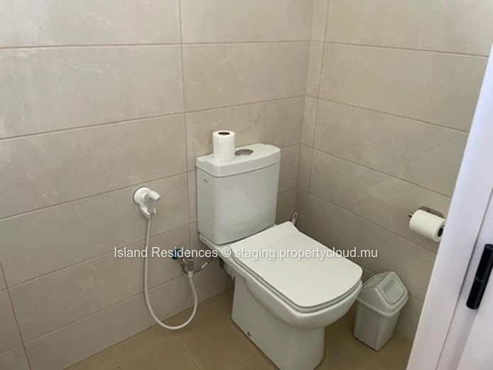 Stunning 300m² Calodyne Home with Office Space, Parking, and Rooftop Access