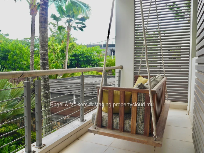 Elegant Four-Bedroom Villa with Private Beach Access