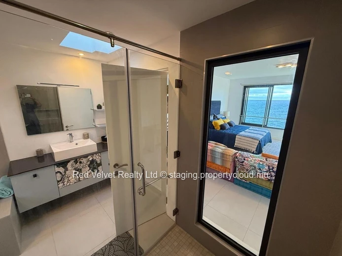 Beachfront Furnished Penthouse with Ocean Views for Sale — Flic en Flac