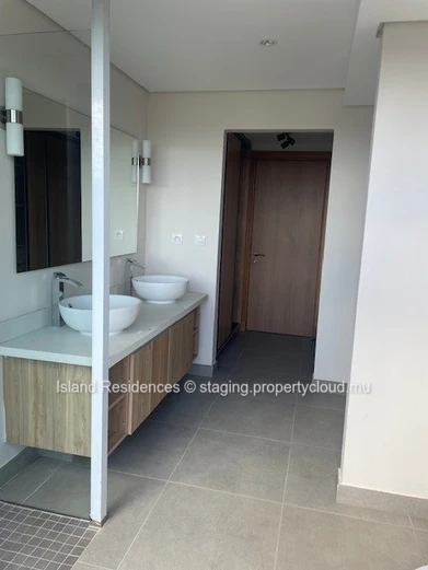 2 bedroom fully furnished penthouse with a large terrace with jacuzzi in a recent high-end and secure residence with ...