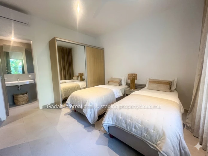 3-Bedroom Apartment for Rent in Belle Vue – Secure Residence, Private Garden, Mountain Views