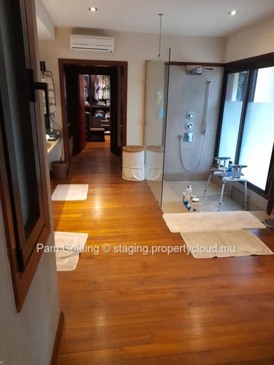Pointe aux Canonniers – House for sale – Pam Golding Mauritius